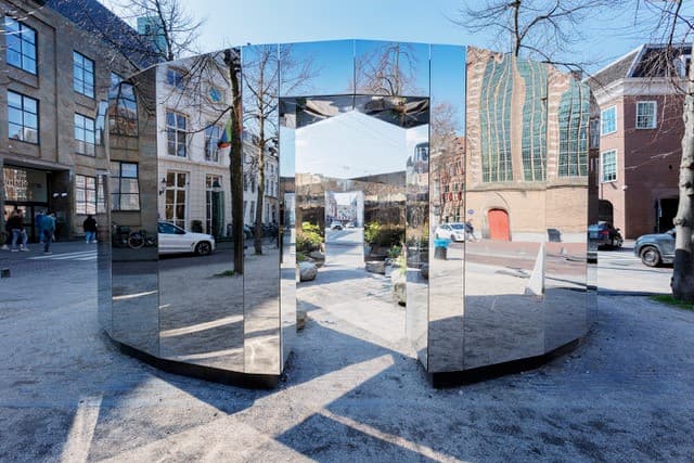 Spiegelpaviljoen Reflections In Common